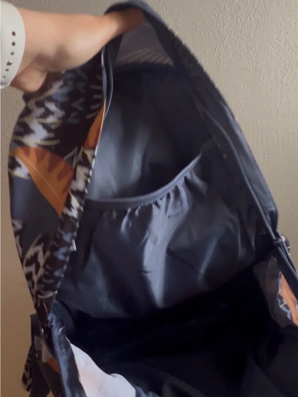FARM Rio Tucan Print Backpack - Like New - Picture 7 of 7